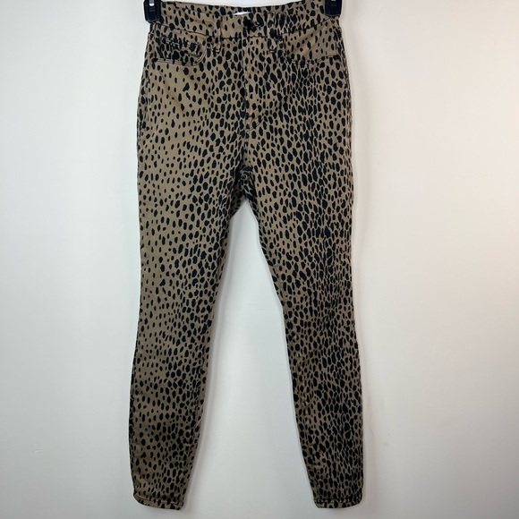 Good American Good Waist Leopard Print Jeans, 4/27 - Picture 3 of 10